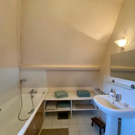 Dom wakacyjny Superbe Maison Normande - Piscine